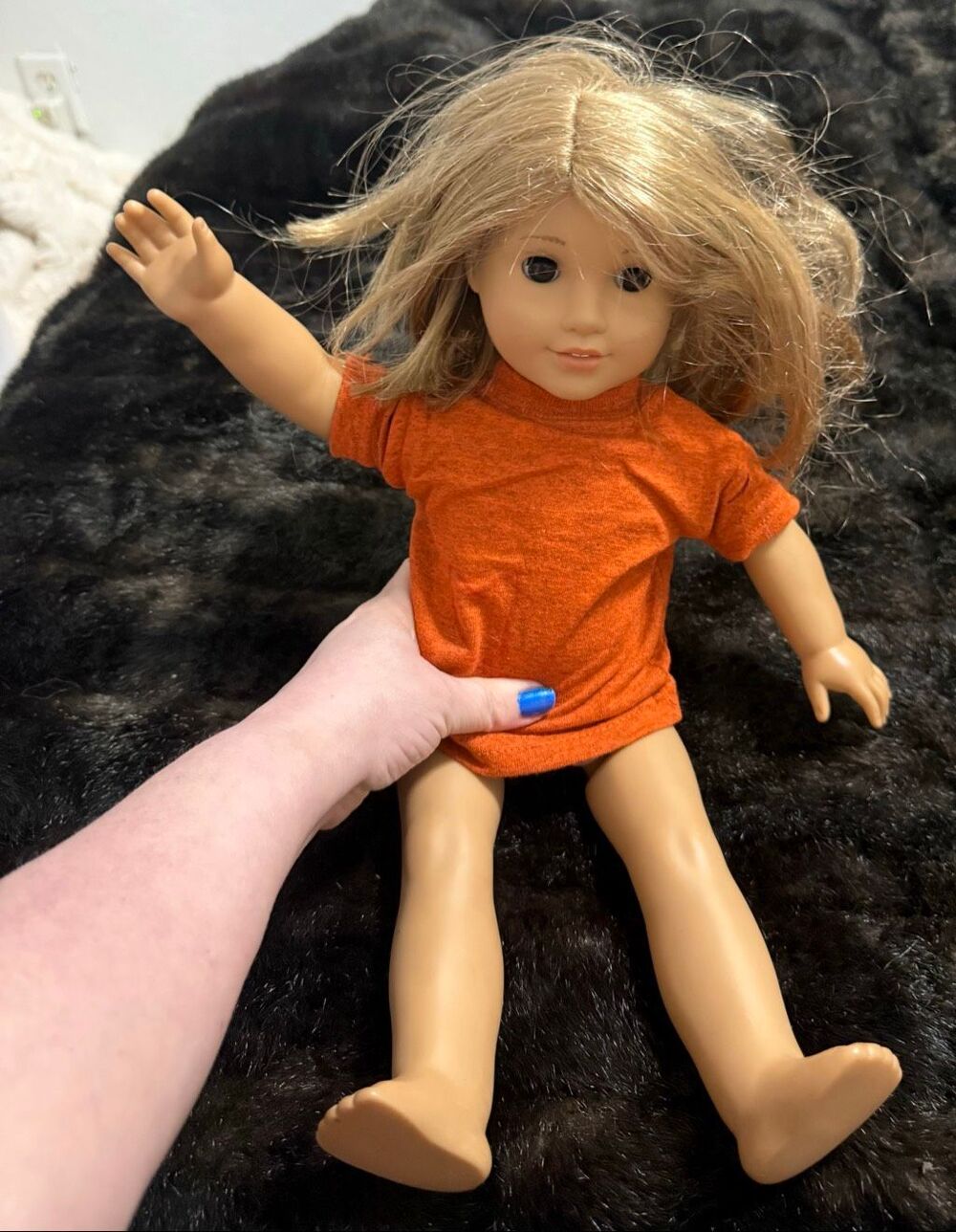 American Girl played with condition 2017 blonde hair brown eyes doll